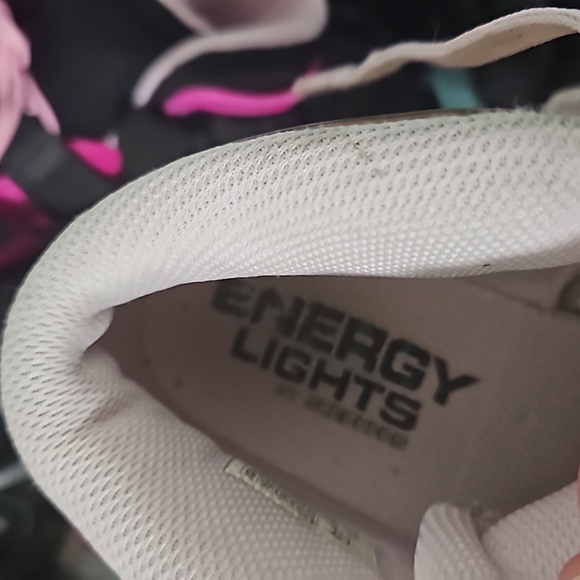 Skechers girls rose gold metallic light up gym shoes sneakers size 4.5 - Picture 3 of 4